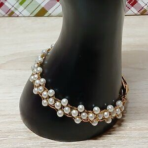 Napier Gold Tone/Faux Pearl Bracelet Vintage Costume Jewelry #56